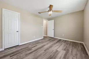 2708 Burchill Rd S, Fort Worth, TX 76105 - Photo 26