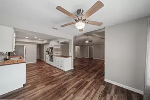 2029 Normandy Dr, Hurst, TX 76054 - Photo 12