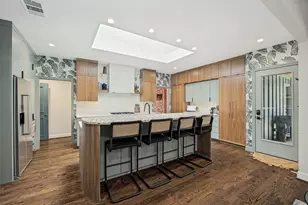 10232 Boedeker St, Dallas, TX 75230 - Photo 2