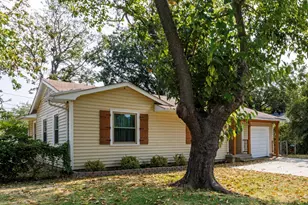 210 E Daugherty Dr, Garland, TX 75041 - Photo 2