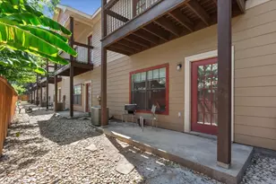2410 S 2nd St, Waco, TX 76706 - Photo 32