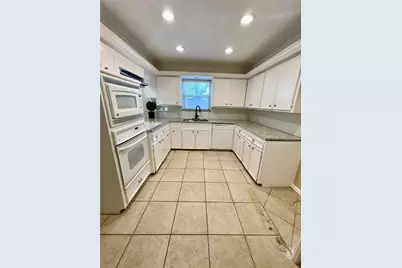 605 Devonshire Drive, Richardson, TX 75080 - Photo 4