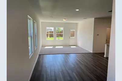 752 Richmond Drive, Lavon, TX 75166 - Photo 2