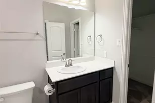 6423 Graceland Dr, Greenville, TX 75402 - Photo 10