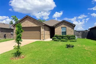 6423 Graceland Dr, Greenville, TX 75402 - Photo 2