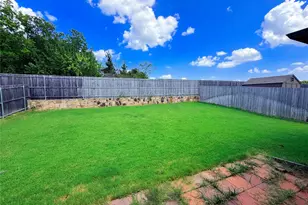 6423 Graceland Dr, Greenville, TX 75402 - Photo 12