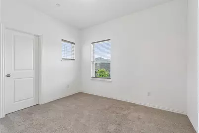 9901 Schramm Street, Irving, TX 75063 - Photo 10