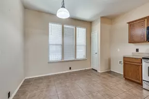 10721 Traymore Dr, Fort Worth, TX 76244 - Photo 8