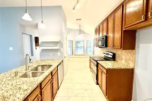 970 Foxgrove Ln, Providence Village, TX 76227 - Photo 10