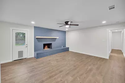 7401 Trimble Drive, Fort Worth, TX 76134 - Photo 12