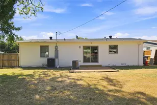3243 Mayhew Dr, Dallas, TX 75228 - Photo 16