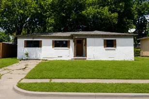 1417 Hillcrest St, Mesquite, TX 75149 - Photo 1