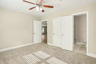 6705 Yosemite Dr, Fort Worth, TX 76112 - Photo 8