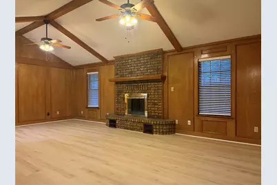 1058 E Jefferson Street, Van Alstyne, TX 75495 - Photo 1