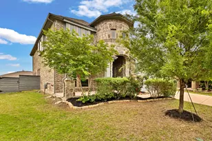 7521 Windy Meadow Dr, Little Elm, TX 76227 - Photo 2