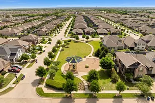 7521 Windy Meadow Dr, Little Elm, TX 76227 - Photo 40
