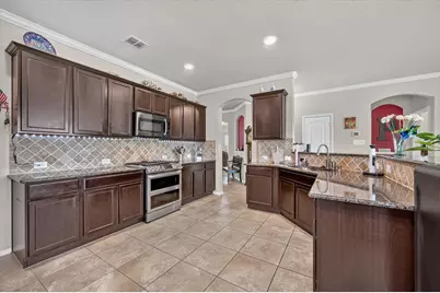 1332 Foxglove Lane, Burleson, TX 76028 - Photo 6