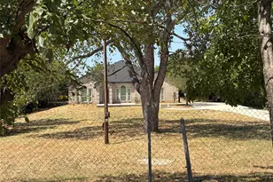 3437 Family Dr, Fort Worth, TX 76179 - Photo 4