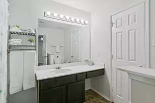 8345 Riversprings Dr, Fort Worth, TX 76053 - Photo 18