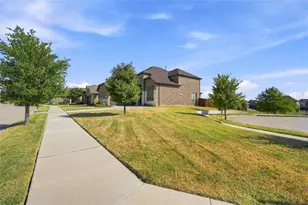 8121 Loretta Day Dr, Arlington, TX 76002 - Photo 6
