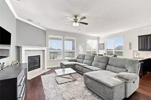 8121 Loretta Day Dr, Arlington, TX 76002 - Photo 10