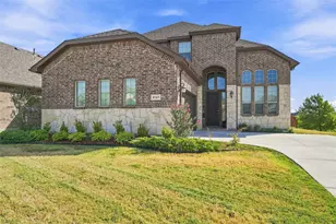 8121 Loretta Day Dr, Arlington, TX 76002 - Photo 2