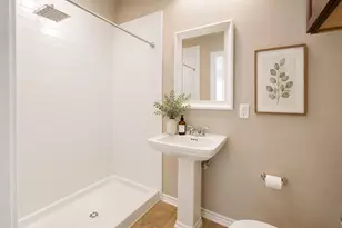 719 E 6th St, Bonham, TX 75418 - Photo 8