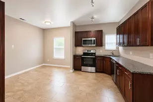 719 E 6th St, Bonham, TX 75418 - Photo 10