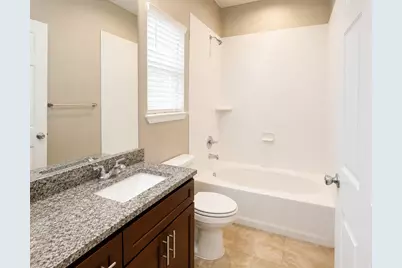 719 E 6th Street, Bonham, TX 75418 - Photo 16
