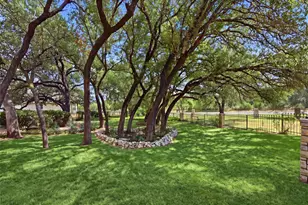 4201 Bluff View Dr, Granbury, TX 76048 - Photo 36