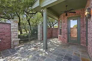 4201 Bluff View Dr, Granbury, TX 76048 - Photo 32