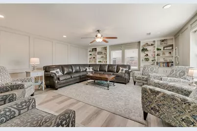 3713 Ridgewood Drive, Grand Prairie, TX 75052 - Photo 6