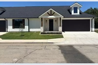 210 E Ewell Street, Granbury, TX 76048 - Photo 1
