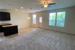 1721 Megan Creek Dr, Little Elm, TX 75068 - Photo 6