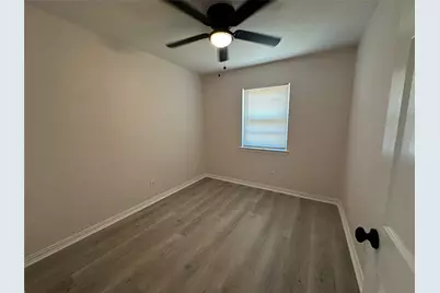 1000 Harris Drive, Euless, TX 76039 - Photo 14