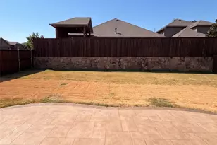 9920 Pikes Peak Pl, Little Elm, TX 75068 - Photo 24