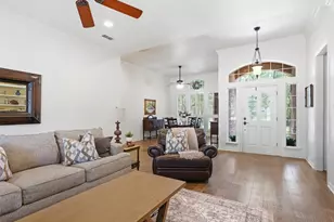 156 S Fork Dr, Hudson Oaks, TX 76087 - Photo 4