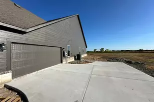240 Horizon Rd, Valley View, TX 76272 - Photo 4