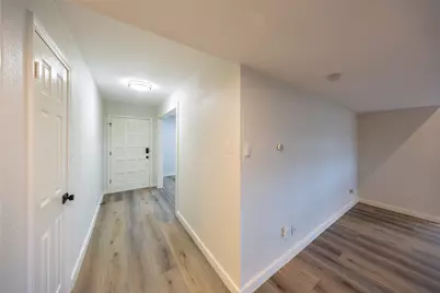 1948 Rambling Ridge Lane, Carrollton, TX 75007 - Photo 10