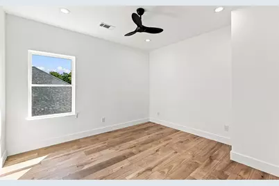 1954 Nomas Street, Dallas, TX 75212 - Photo 30