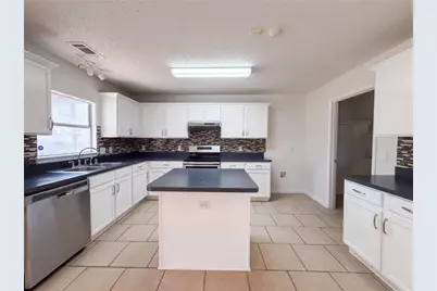 4325 Falcon Drive, Sherman, TX 75092 - Photo 2