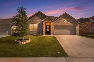 2516 Goodrich Rd, Fort Worth, TX 76179 - Photo 2