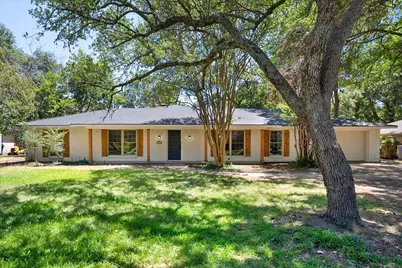 1003 Woodcastle Drive, Corsicana, TX 75110 - Photo 1