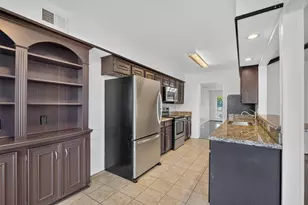10526 Ravenscroft Dr, Dallas, TX 75230 - Photo 4