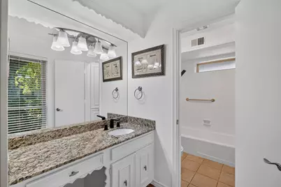 10526 Ravenscroft Drive, Dallas, TX 75230 - Photo 14