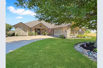 7205 Muirfield Drive, Cleburne, TX 76033 - Photo 2