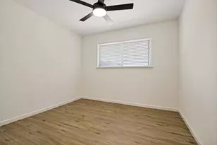 502 Brian Dr, Grand Prairie, TX 75052 - Photo 22
