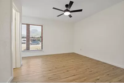 502 Brian Drive, Grand Prairie, TX 75052 - Photo 18