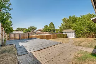 502 Brian Dr, Grand Prairie, TX 75052 - Photo 22