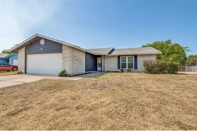 502 Brian Drive, Grand Prairie, TX 75052 - Photo 1